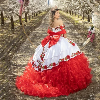Роскошные Мексиканские Пышные Платья из Органзы С Оборками, Черное С Красной готической Вышивкой, Сладкое Бальное Платье 15 Цветов, Vestidos Xv Años