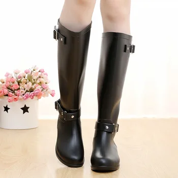 Непромокаемые ботинки на плоской подошве, женские черные водонепроницаемые модные непромокаемые ботинки на молнии, Высокая нескользящая Женская обувь из ПВХ, удобные